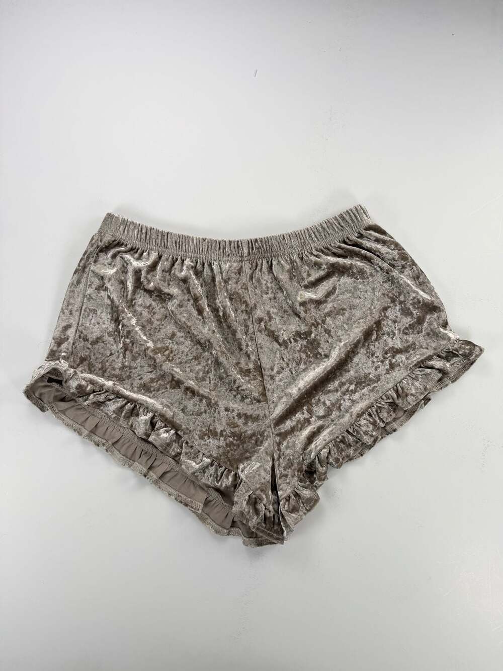 Listicle Women's Taupe Crushed Velvet Ruffle Hem Pajama Shorts